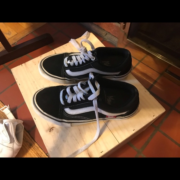 Vans size 4